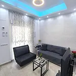 And Holidays شقة فوينخيرولا