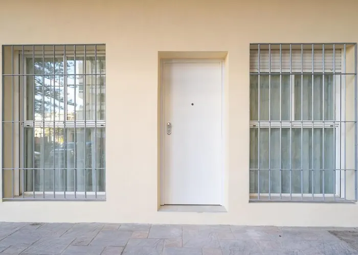 Apartment And Holidays *