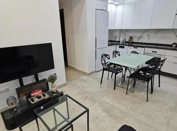 Apartment And Holidays *